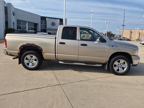 Used 2003 Dodge Ram 1500 Truck 4x4 Quad Cab image 3