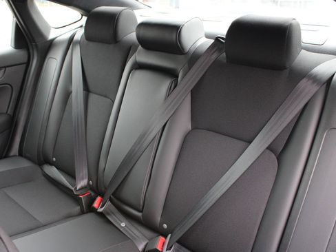 New 2026 Honda Civic Sport image 18