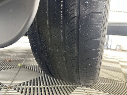 Used 2022 Jeep Cherokee Limited image 12