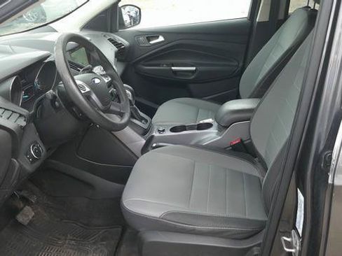 Used 2016 Ford Escape SE w/ Equipment Group 201A FWD image 5