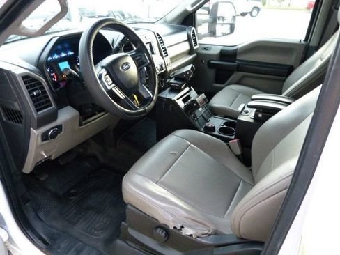Used 2019 Ford F250 XL w/ Power Equipment Group RWD image 31