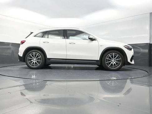 Used 2021 Mercedes-Benz GLA 45 AMG 4MATIC image 38