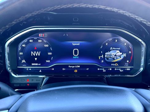 Used 2024 Chevrolet Silverado 2500 LT image 25