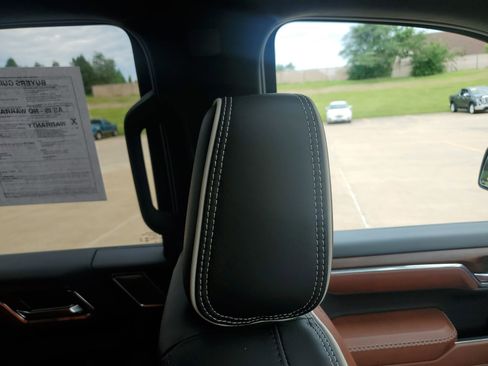 Used 2024 GMC Sierra 1500 Denali Ultimate image 16