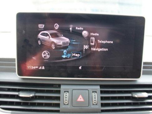 Used 2018 Audi Q5 2.0T Premium Plus w/ Premium Plus Package image 29