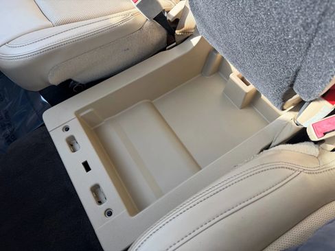 Used 2020 Ford F150 Lariat w/ Equipment Group 501A Mid image 31