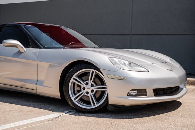 Used 2008 Chevrolet Corvette Coupe w/ Preferred Equipment Group RWD image 46
