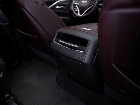 Used 2021 Cadillac Escalade ESV Sport Platinum RWD image 73