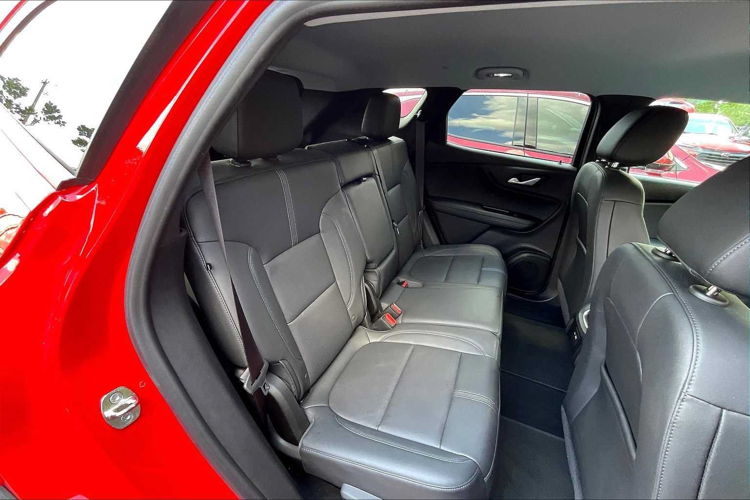 Used 2022 Chevrolet Blazer LT w/ Midnight/Sport Edition FWD image 26