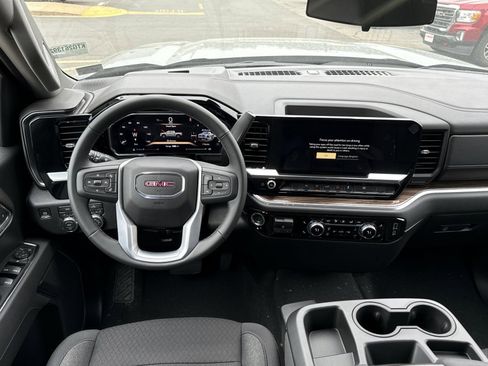 New 2026 GMC Sierra 1500 Elevation AWD/4WD image 16