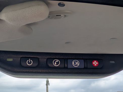 Used 2012 GMC Canyon SLE RWD image 16