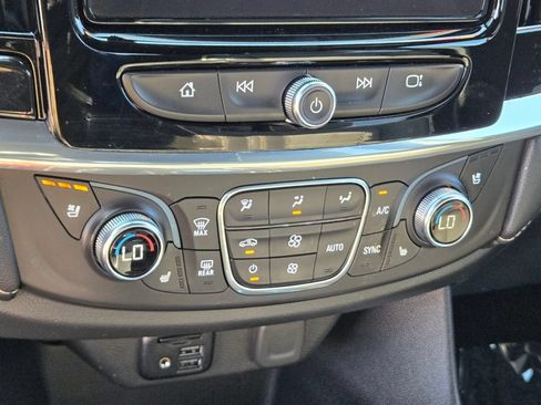 Used 2023 Chevrolet Traverse Premier w/ Redline Edition FWD image 22