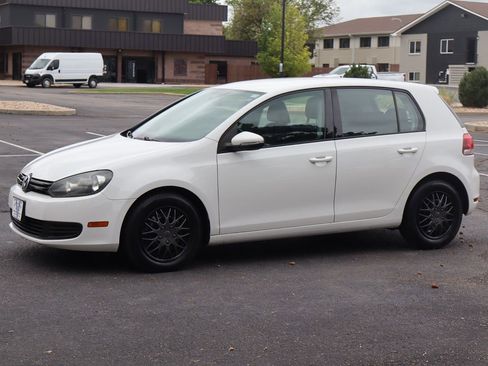 Used 2013 Volkswagen Golf 4-Door FWD image 10