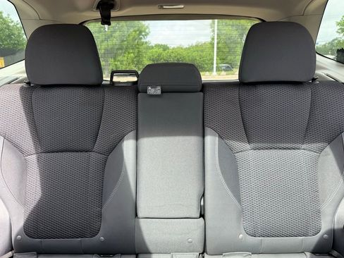 Used 2020 Subaru Forester Premium image 20