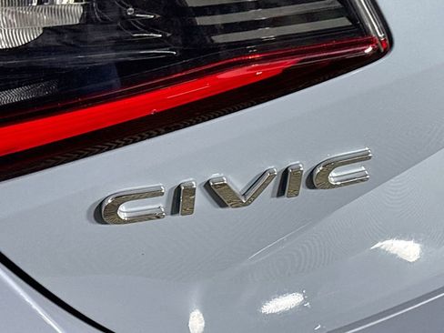 Used 2024 Honda Civic Sport image 23