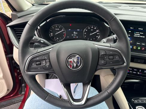 Used 2023 Buick Envision Preferred image 18