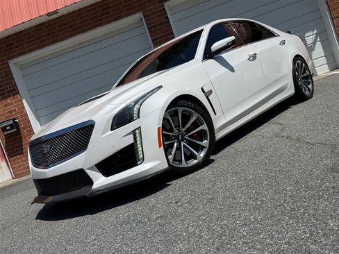 Used 2016 Cadillac CTS V w/ Carbon Fiber Package RWD image 3