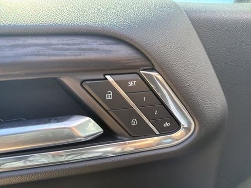 New 2026 GMC Sierra 1500 SLT AWD/4WD image 14