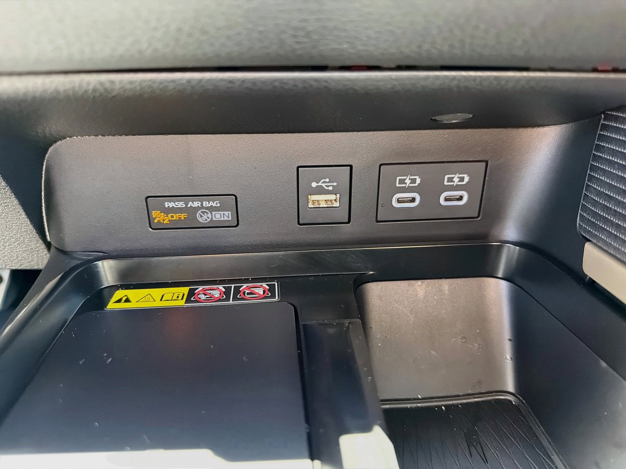 Used 2026 Toyota Camry SE w/ Multimedia Upgrade Package FWD image 28