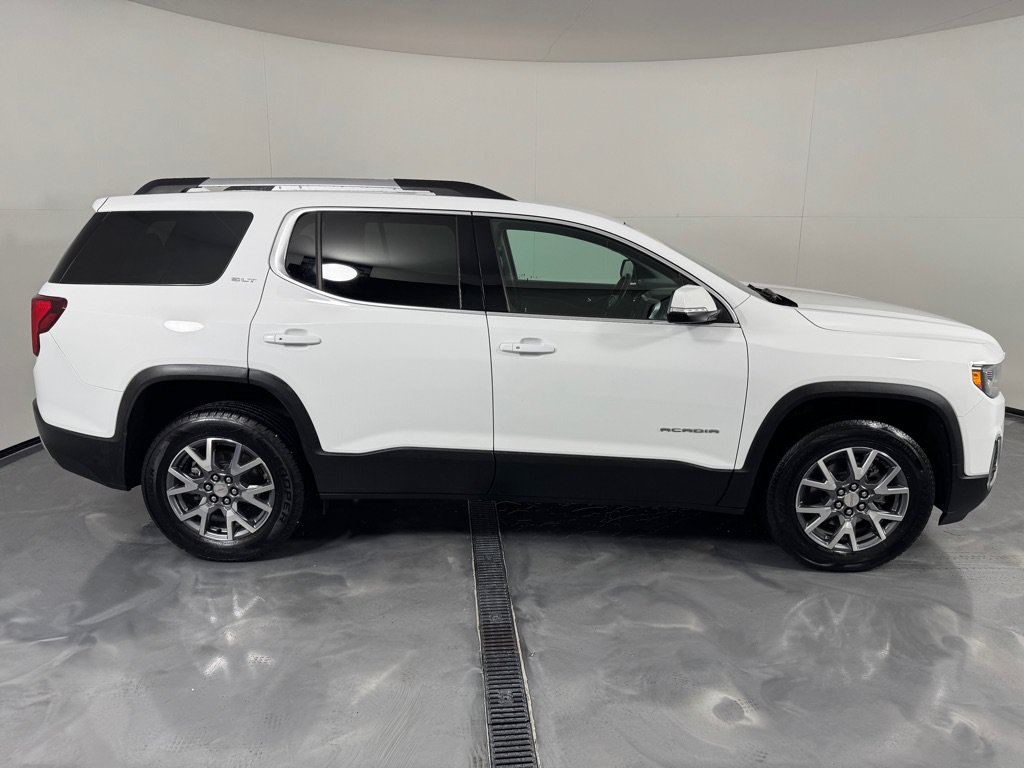 Used 2023 GMC Acadia SLT FWD image 4