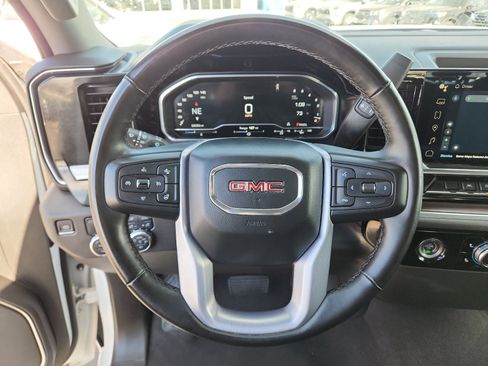 Used 2024 GMC Sierra 1500 SLT image 19