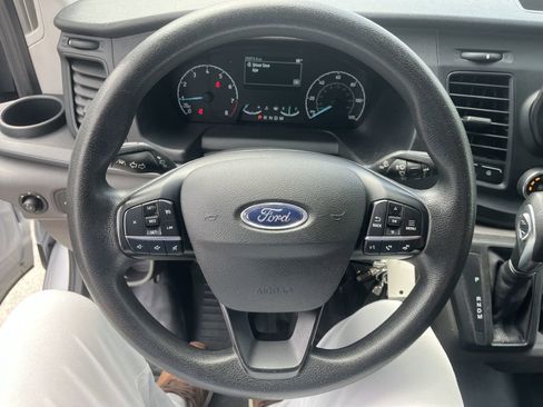 Used 2024 Ford Transit 250 Low Roof AWD w/ Exterior Upgrade Package image 33