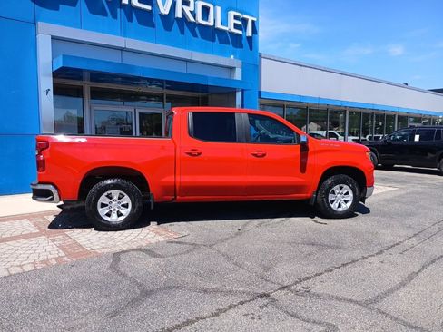 Used 2025 Chevrolet Silverado 1500 LT AWD/4WD image 11