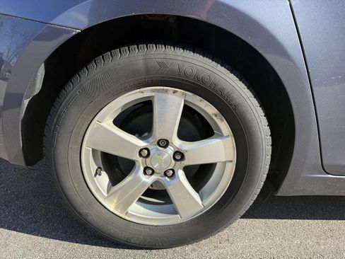 Used 2014 Chevrolet Cruze LT image 13
