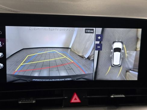 Used 2024 Kia Sportage SX image 5