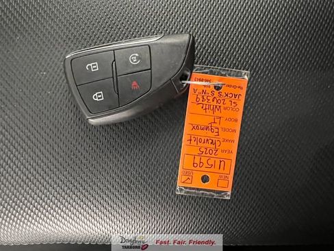 Used 2025 Chevrolet Equinox LT FWD image 52