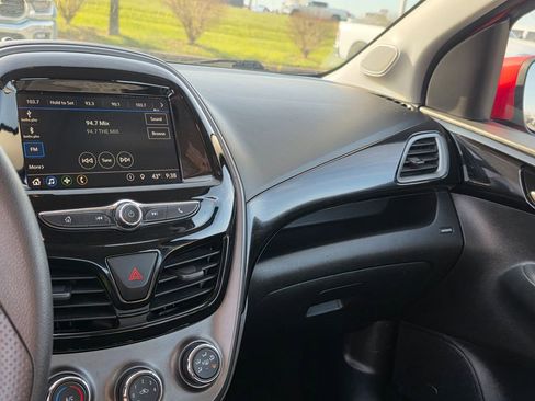 Used 2019 Chevrolet Spark LT image 25