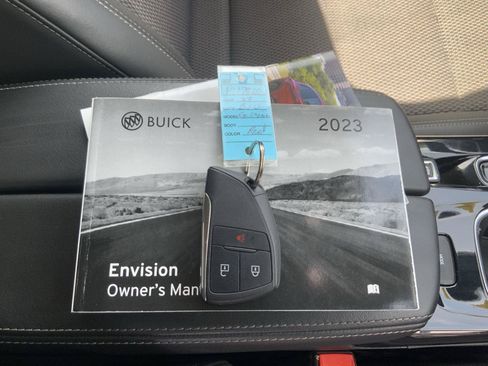 Used 2023 Buick Envision Preferred FWD image 60
