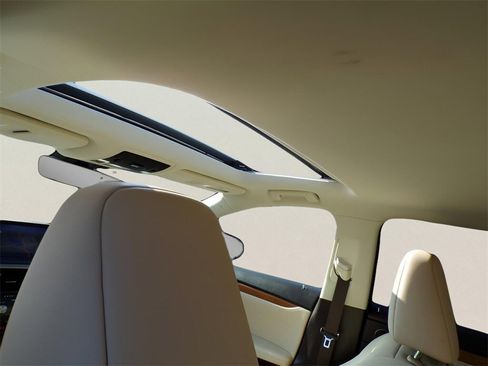 Used 2020 Lexus RX 450h AWD w/ Premium Package image 19