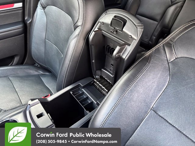Used 2017 Ford Explorer Limited AWD/4WD image 23