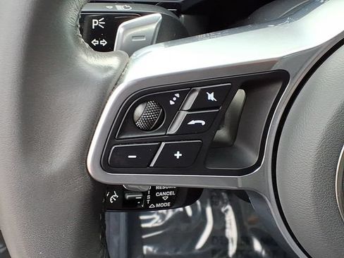 Used 2021 Porsche Cayenne E-Hybrid AWD/4WD image 9