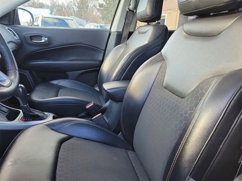 Used 2018 Jeep Compass Latitude w/ Popular Equipment Group image 20