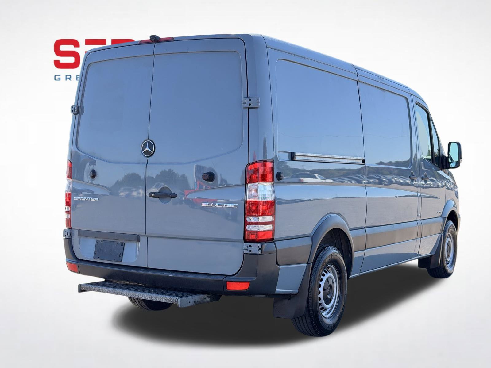 Used 2016 Mercedes-Benz Sprinter 2500 image 7