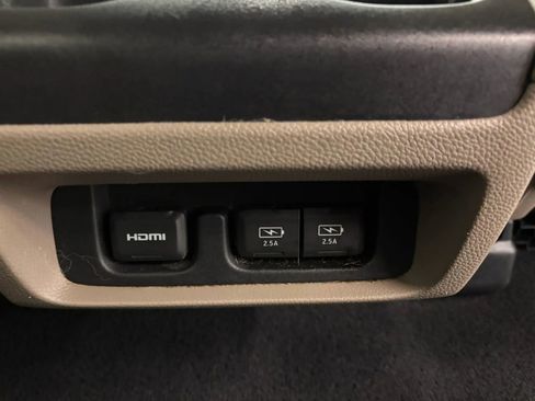Used 2019 Honda Odyssey Elite image 35