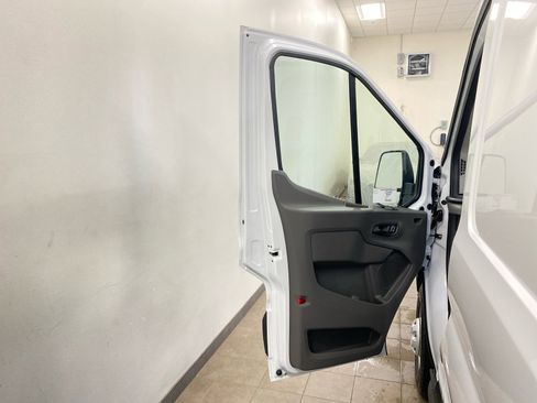 New 2026 Ford Transit 250 148 Medium Roof Extended AWD image 13