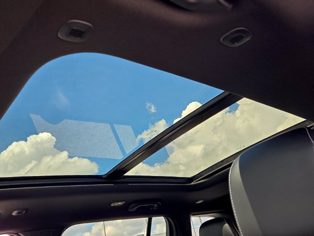 New 2027 Jeep Grand Cherokee Limited AWD/4WD image 19