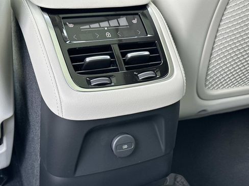 New 2026 Volvo XC90 T8 Ultra AWD/4WD image 10