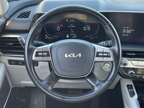 Used 2024 Kia Telluride S w/ S Sunroof Package image 21