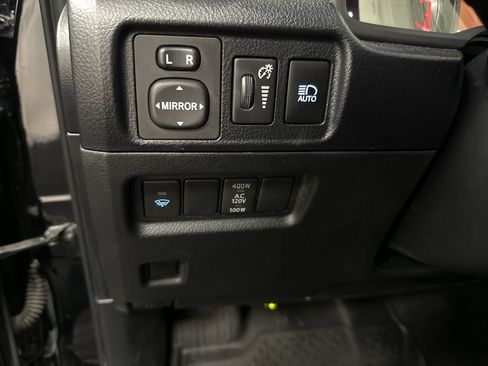 Used 2020 Toyota 4Runner TRD Pro AWD/4WD image 31
