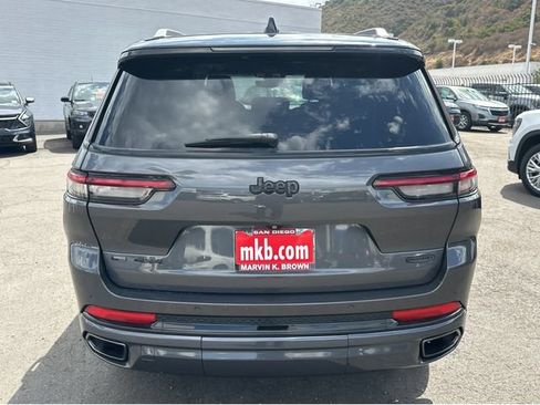 Used 2023 Jeep Grand Cherokee L Summit AWD/4WD image 12