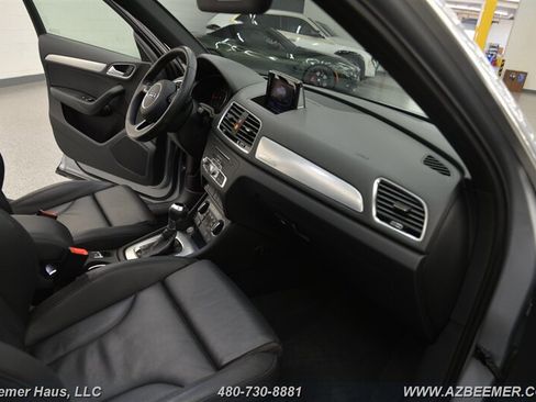 Used 2018 Audi Q3 2.0T Premium Plus w/ Premium Plus Package AWD/4WD image 20