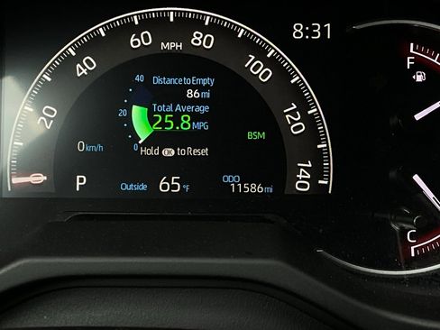 Used 2025 Toyota RAV4 XLE image 39