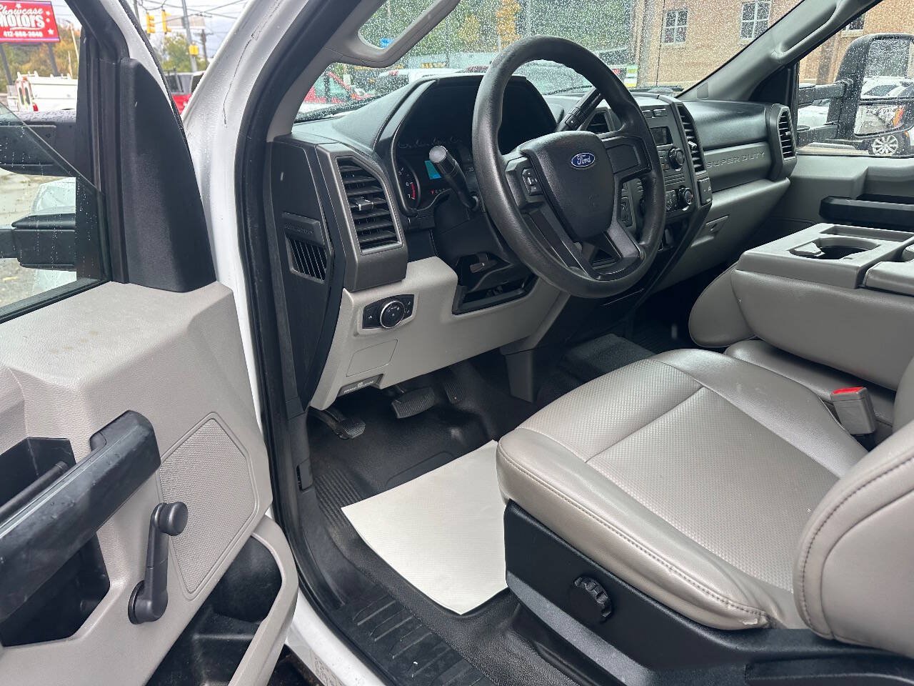 Used 2019 Ford F250 XL AWD/4WD image 9