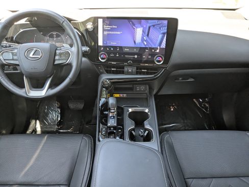 Used 2025 Lexus NX 350h AWD w/ Accessory Package (2T) image 17