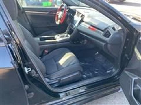 Used 2019 Honda Civic Sport image 32
