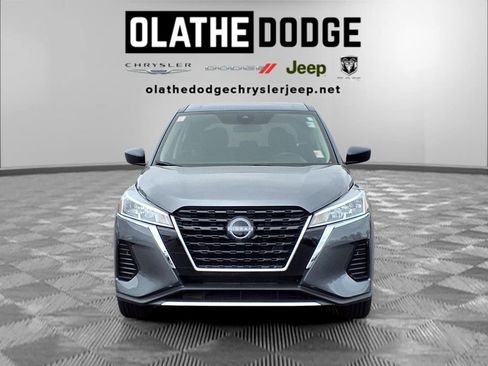 Used 2025 Nissan Kicks Play S FWD image 30